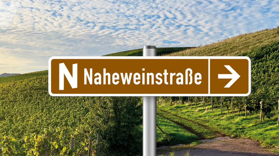 Straßenschild Naheweinstraße