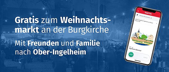 Blauer hintergrund mit Weihnachtsmarkt, Handy mit Fairtiq App davor gesetzt